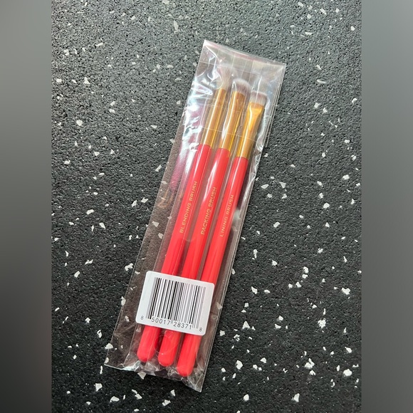 ALAMAR COSMETICS | Alamar Essentials Eye Trio - Picture 4 of 4